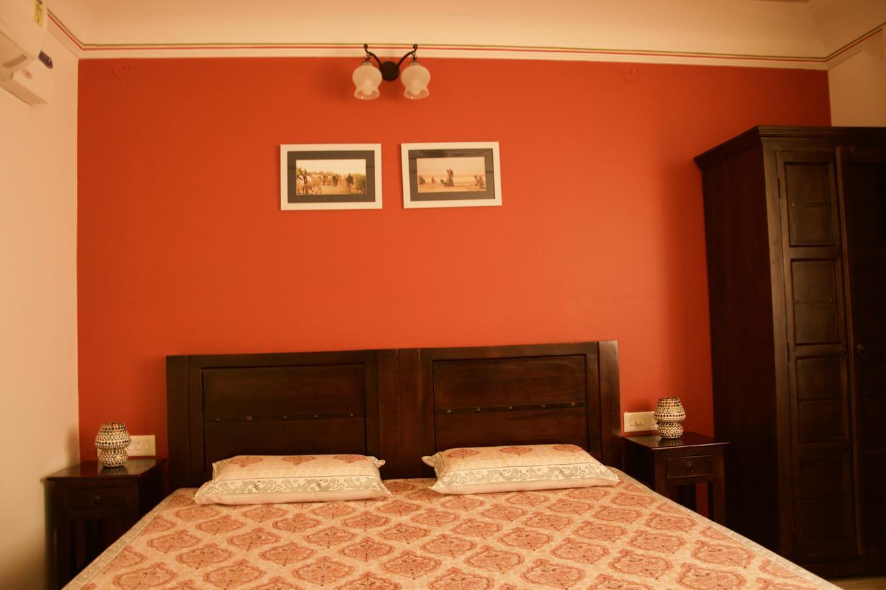 Pathik Niwas Bed and Breakfast Jaipur Exteriör bild