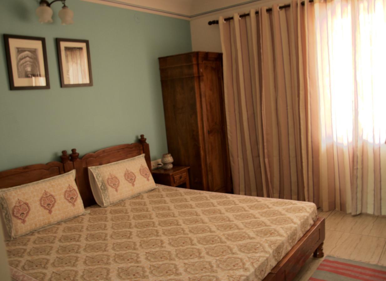 Pathik Niwas Bed and Breakfast Jaipur Exteriör bild